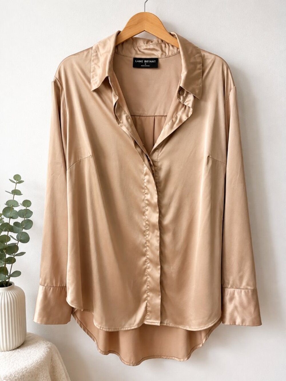 Lane Bryant Champagne Satin Button Down Blouse Plus Size 18